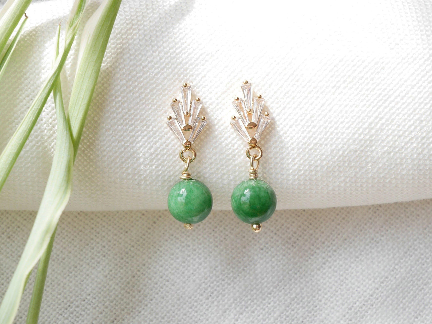 Art deco earrings | Green jade drop earrings | 1920s style gold jewelry | Dainty elegant bridal wedding bridesmaids zircon fan stone design