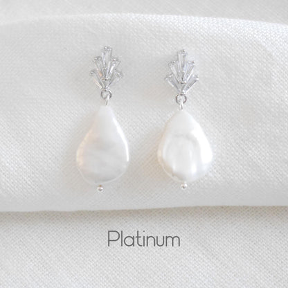 Freshwater pearl art deco earrings | Elegant big pearl earrings | Vintage style bridal pearl drop earrings | 1920s wedding earrings for her