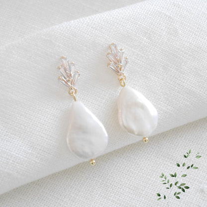 Freshwater pearl art deco earrings | Elegant big pearl earrings | Vintage style bridal pearl drop earrings | 1920s wedding earrings for her